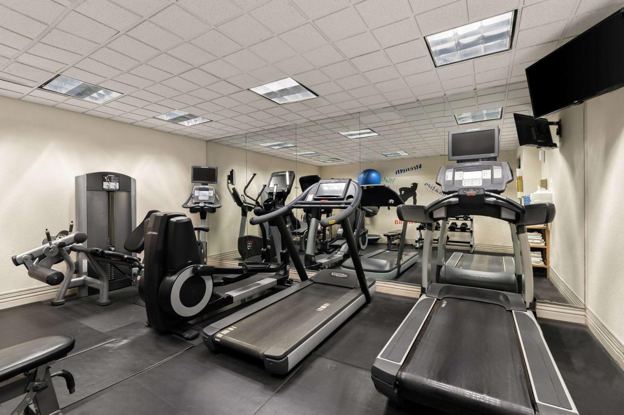 Ramada By Wyndham Harrisburg/Hershey Area Εξωτερικό φωτογραφία