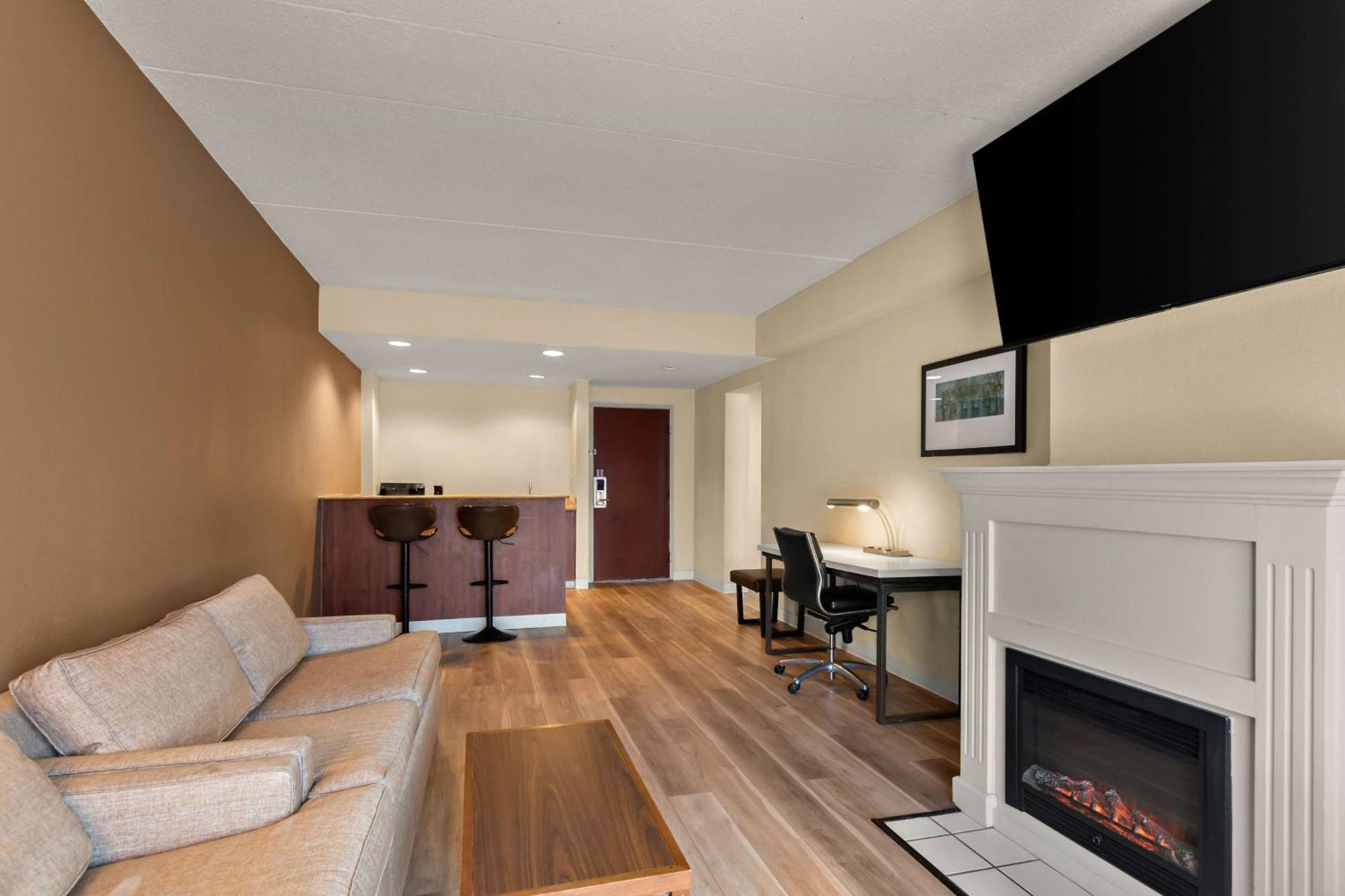 Ramada By Wyndham Harrisburg/Hershey Area Εξωτερικό φωτογραφία